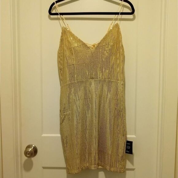 Lulus Women's All Over Sequin Lace-Up Bodycon  Silhouette Mini Dress‎ Large - Picture 6 of 6